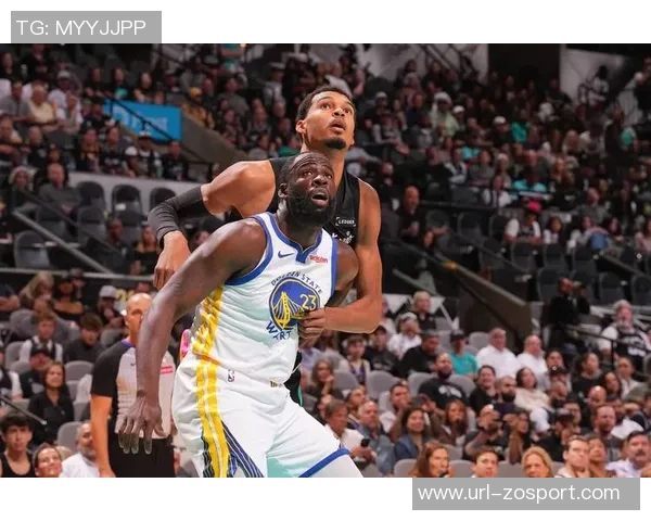 文班谈球队战术多样性认为马刺的纯粹篮球更符合战术本质与发展方向