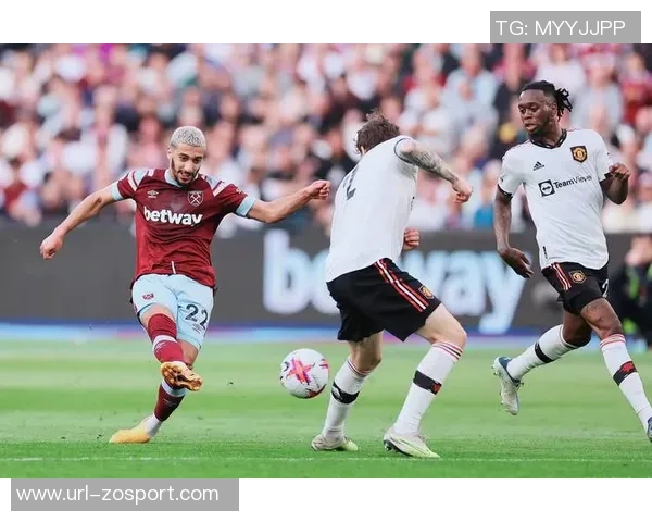 曼联面临阵容危机姆伯莫和马兹拉维将征战非洲杯